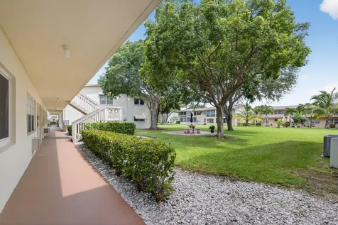 221 Coventry J West Palm Beach FL 33417