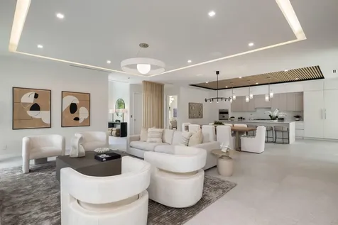 800 Bond Way Delray Beach FL 33483