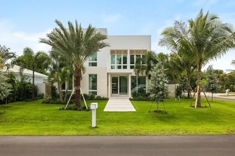 800 Bond Way Delray Beach FL 33483