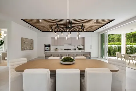 800 Bond Way Delray Beach FL 33483