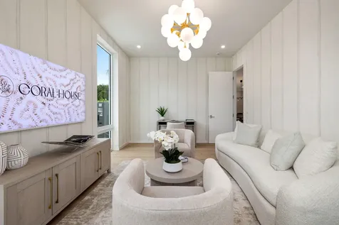 800 Bond Way Delray Beach FL 33483