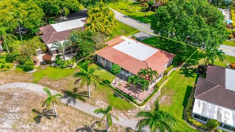 3011 N Palm Aire Drive Pompano Beach FL 33069