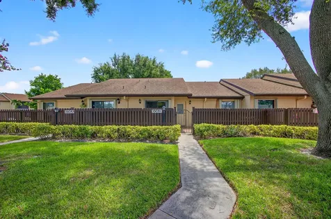 606 Sea Pine Way Greenacres FL 33415