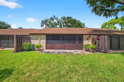 606 Sea Pine Way Greenacres FL 33415
