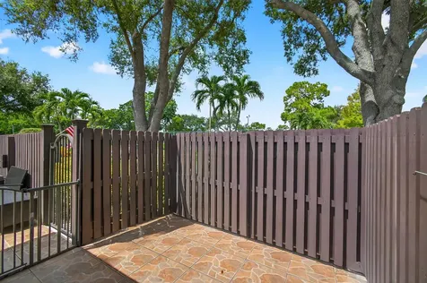 606 Sea Pine Way Greenacres FL 33415