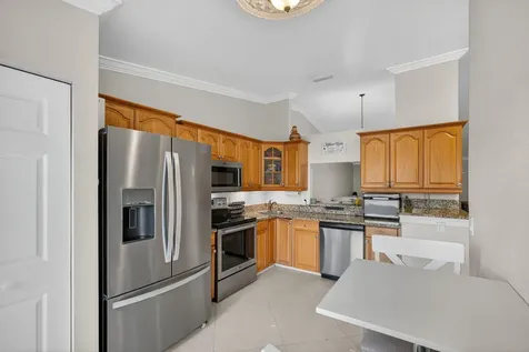 606 Sea Pine Way Greenacres FL 33415