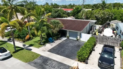 1123 Se 2nd Terrace Deerfield Beach FL 33441