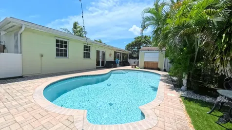 1123 Se 2nd Terrace Deerfield Beach FL 33441