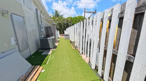 1123 Se 2nd Terrace Deerfield Beach FL 33441