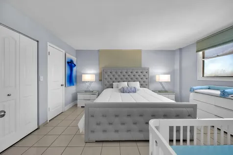 6900 Bay Drive Miami Beach FL 33141