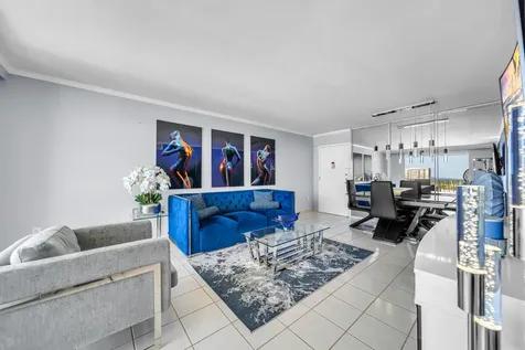 6900 Bay Drive Miami Beach FL 33141
