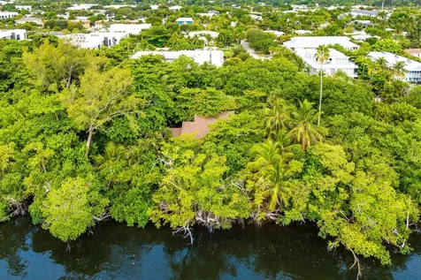 1001 Palm Trail Delray Beach FL 33483