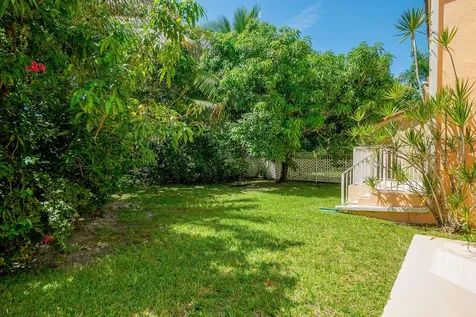 9672 Wyeth Court Wellington FL 33414