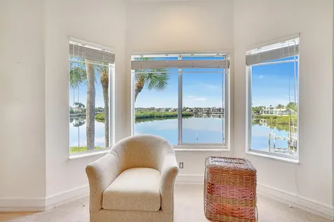 2703 Captains Way Jupiter FL 33477