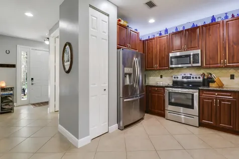 102 Via Emilia Royal Palm Beach FL 33411
