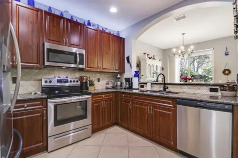 102 Via Emilia Royal Palm Beach FL 33411