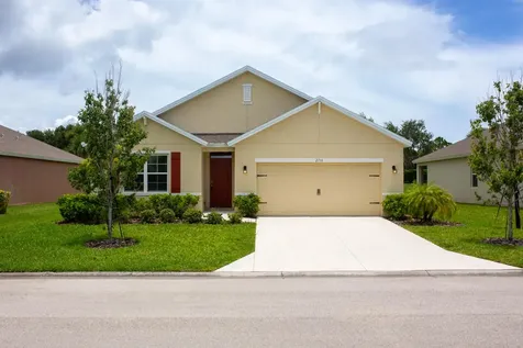 2716 Granville Manor Vero Beach FL 32968