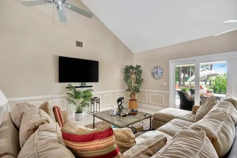 11 Berwick Road Palm Beach Gardens FL 33418