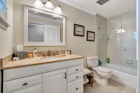 11 Berwick Road Palm Beach Gardens FL 33418
