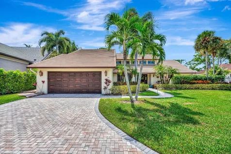11 Berwick Road Palm Beach Gardens FL 33418