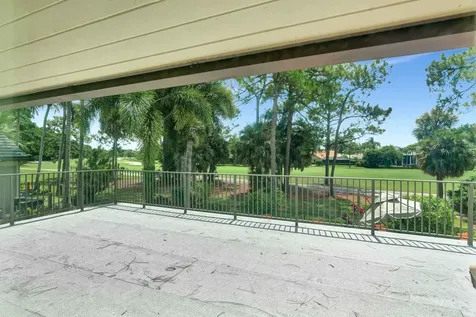 11 Berwick Road Palm Beach Gardens FL 33418