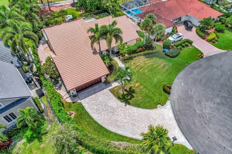 11 Berwick Road Palm Beach Gardens FL 33418