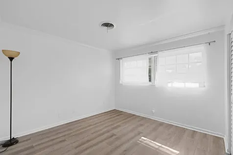 208 34th Street West Palm Beach FL 33407