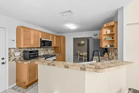 8102 Allspice Drive Boynton Beach FL 33472