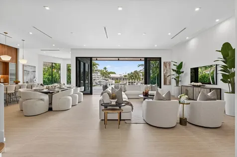 721 Ne 34th Street Boca Raton FL 33431