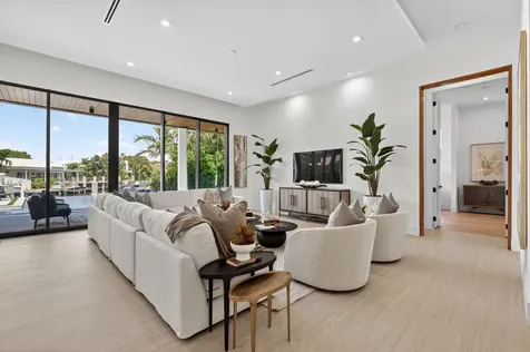 721 Ne 34th Street Boca Raton FL 33431