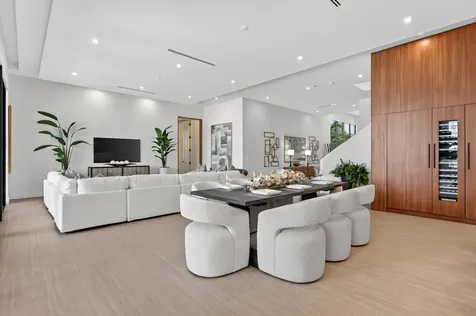 721 Ne 34th Street Boca Raton FL 33431