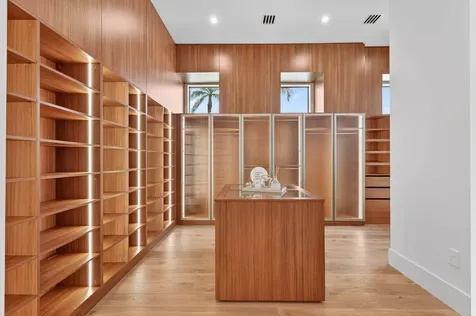 721 Ne 34th Street Boca Raton FL 33431