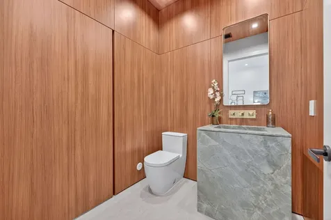 721 Ne 34th Street Boca Raton FL 33431