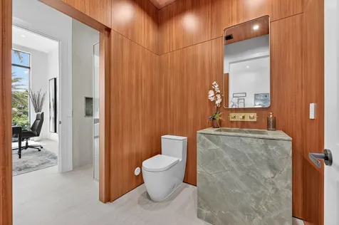 721 Ne 34th Street Boca Raton FL 33431