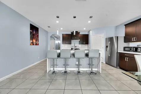 418 Nw Airoso Boulevard Port Saint Lucie FL 34983