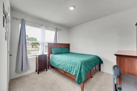 418 Nw Airoso Boulevard Port Saint Lucie FL 34983