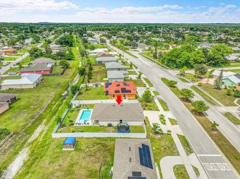 418 Nw Airoso Boulevard Port Saint Lucie FL 34983