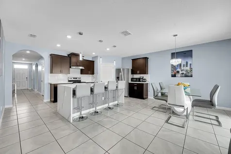 418 Nw Airoso Boulevard Port Saint Lucie FL 34983