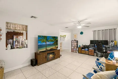2482 Se Sidonia Street Port Saint Lucie FL 34952