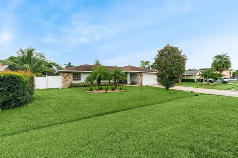 2482 Se Sidonia Street Port Saint Lucie FL 34952