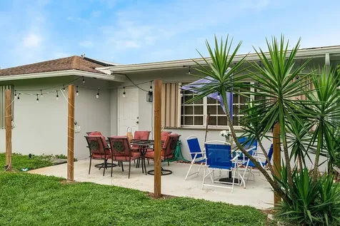 2482 Se Sidonia Street Port Saint Lucie FL 34952