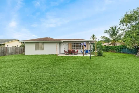 2482 Se Sidonia Street Port Saint Lucie FL 34952