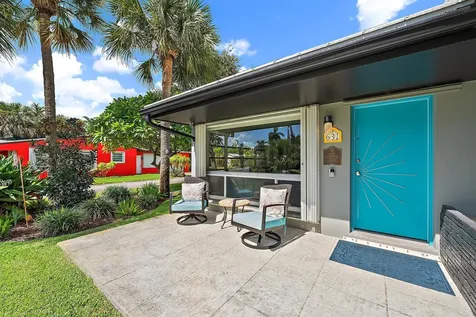 631 S Palmway Lake Worth Beach FL 33460