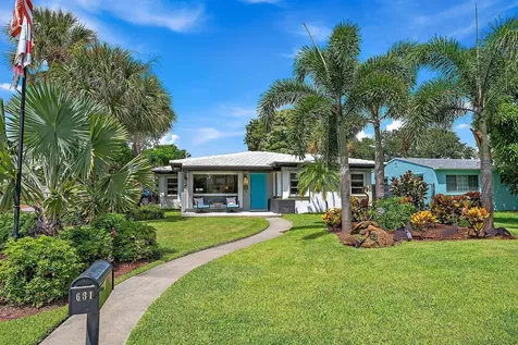 631 S Palmway Lake Worth Beach FL 33460