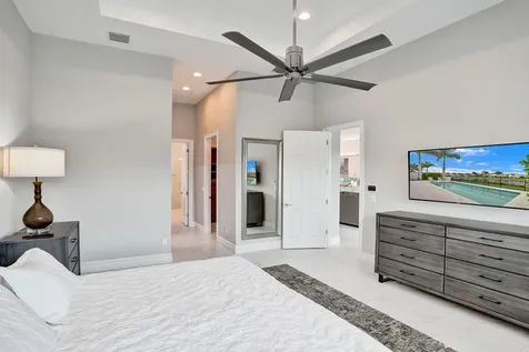 9052 Chauvet Way Boca Raton FL 33496