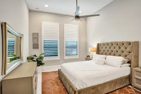 9052 Chauvet Way Boca Raton FL 33496