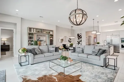 9052 Chauvet Way Boca Raton FL 33496