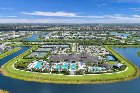 9052 Chauvet Way Boca Raton FL 33496