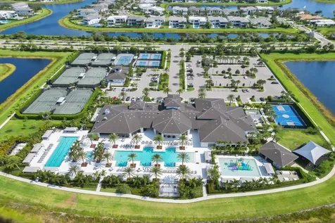 9052 Chauvet Way Boca Raton FL 33496