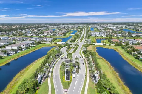 9052 Chauvet Way Boca Raton FL 33496